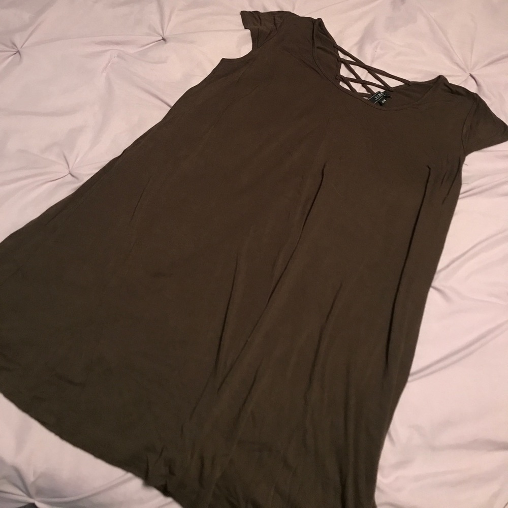 Cute tennis dress.